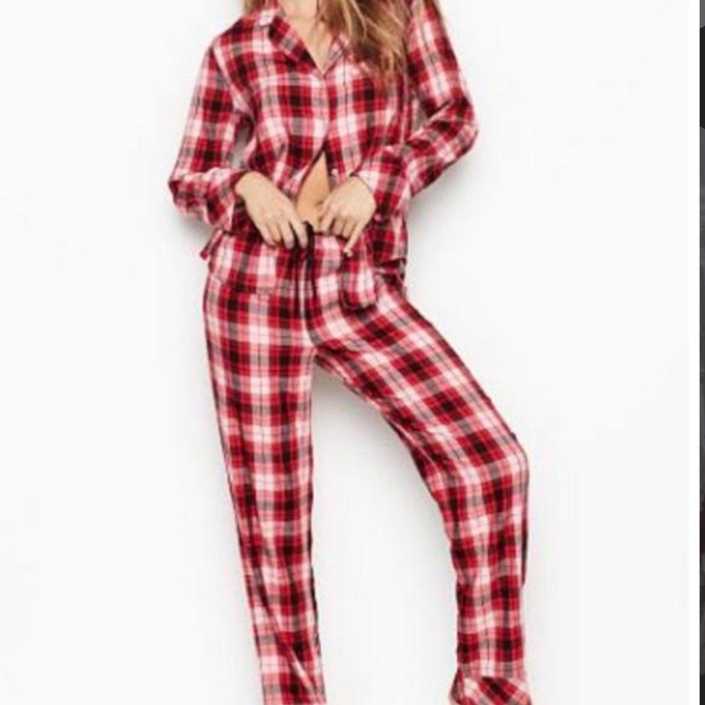 Victoria’s Secret Plaid Pajama set